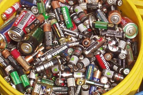 杭州高价UPS蓄电池回收-上门回收电动车电池-报废电池回收